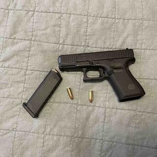 Glock 19 G5 Front Serrations 9mm Luger 4.02in Black nDLC Pistol - 15+1 Rounds