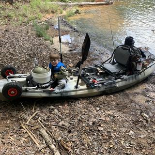 トップス Creek Angler's Device / \"On The Lake\" Lost Creek Angler 10.5 Sit-On-Top Pedal-Drive Kayak - 10.5ft