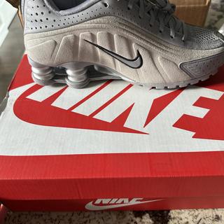 Innsendt av Nike Shox
