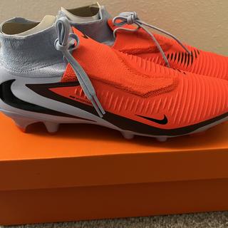 Elite Yet Affordable Soccer Cleats!! tarafından gönderildi