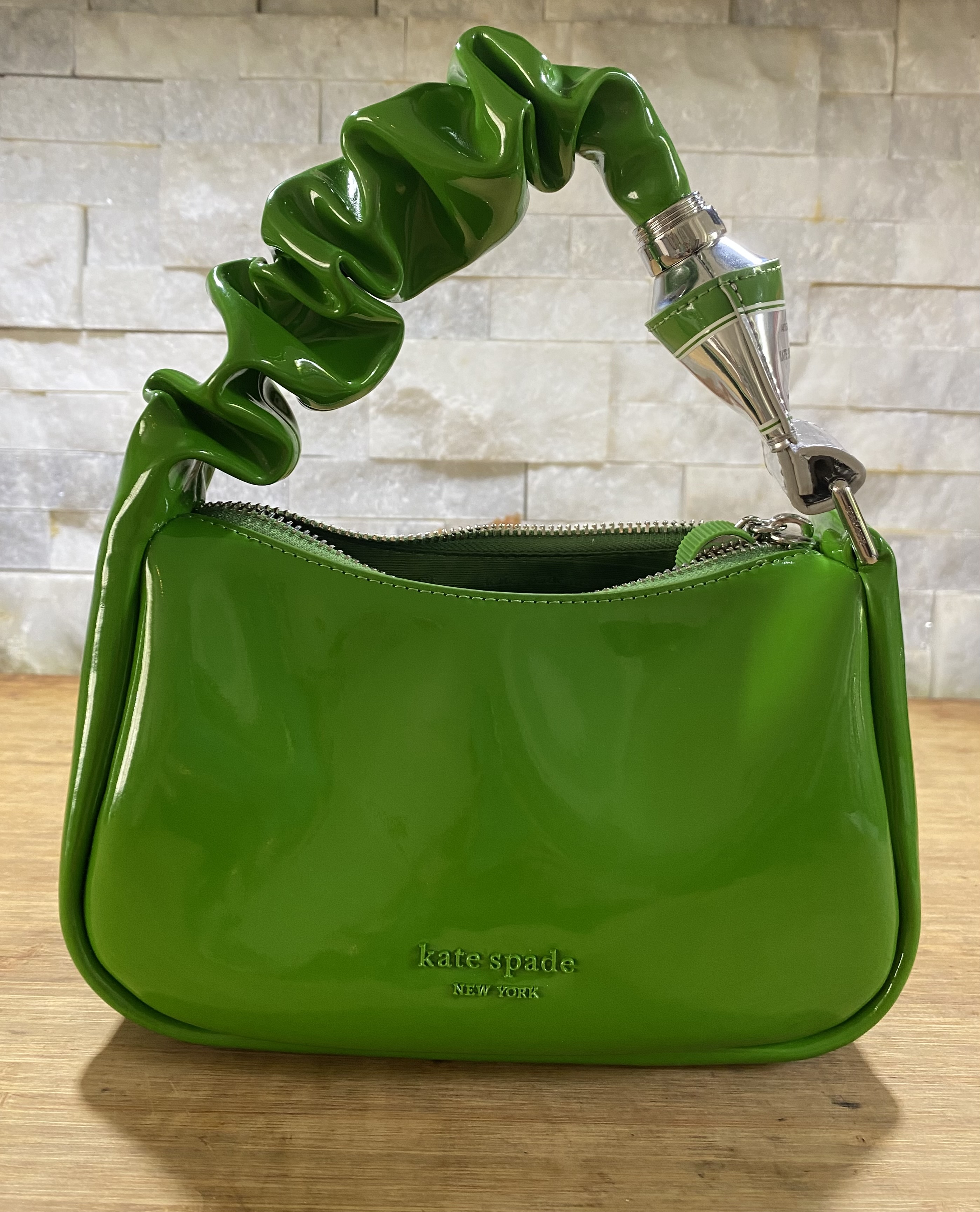 激安 Kate Spade スクイーズ ミニ バッグ KL430 パテントレザー Squeeze Mini Bag | Kate Spade New York