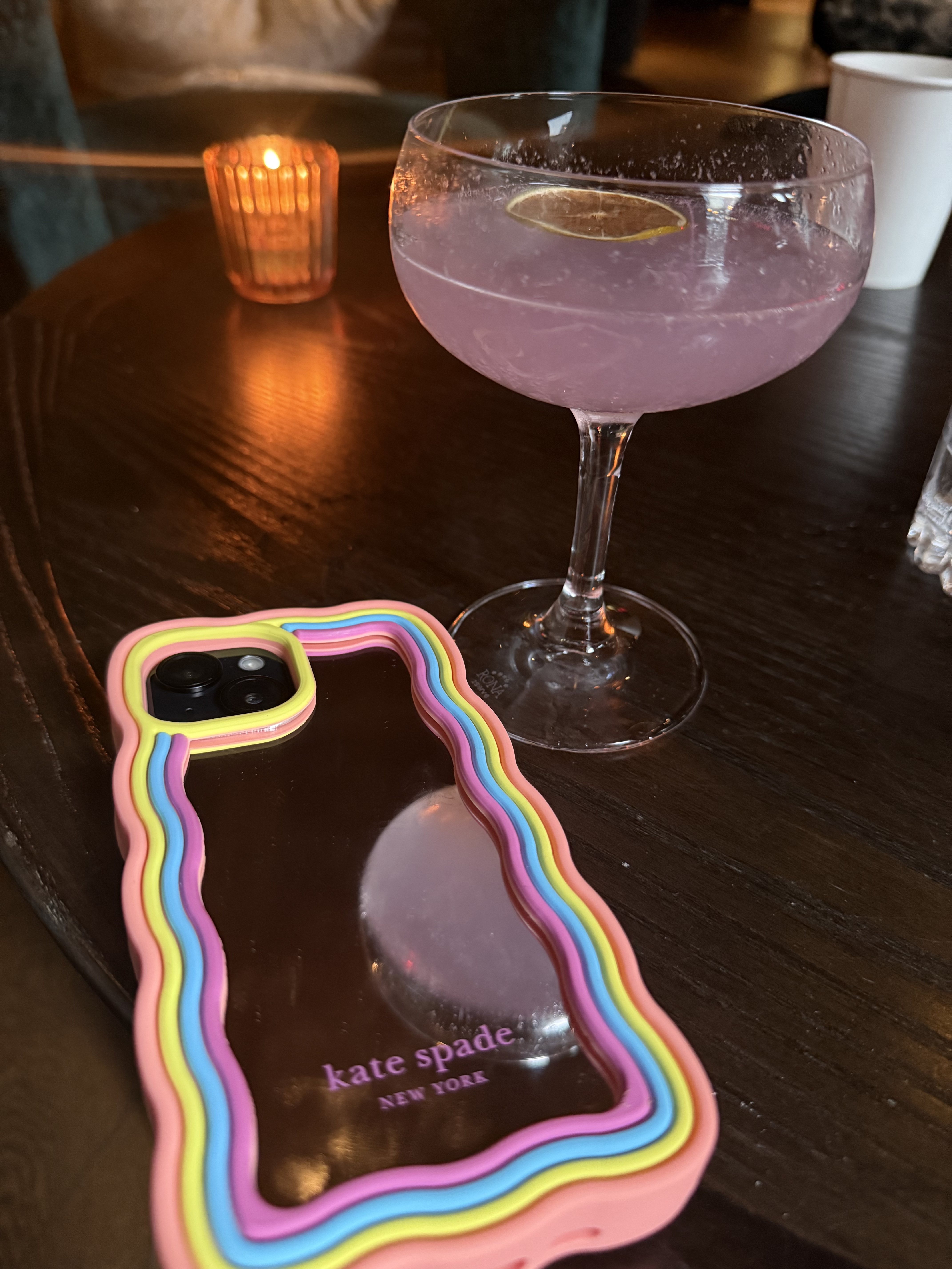kate spade NEW YORK - kate spade iPhone15ケース レインボー ミラー【新品】【希少】 kate spade NEW YORK - kate spade iPhone15ケース レインボー