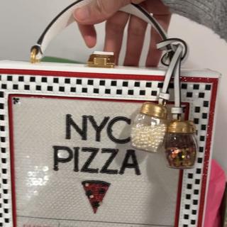 【いちごみるく】Kate spade new york Slice 3d Pizza Box Top Handle Bag | Kate Spade New York