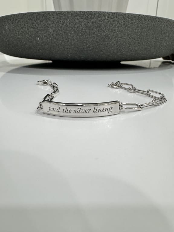 ★ケイトスペード★ So Spade Line Bracelet Silver 関税込★ Silver Lining Id Bracelet | Kate Spade New York