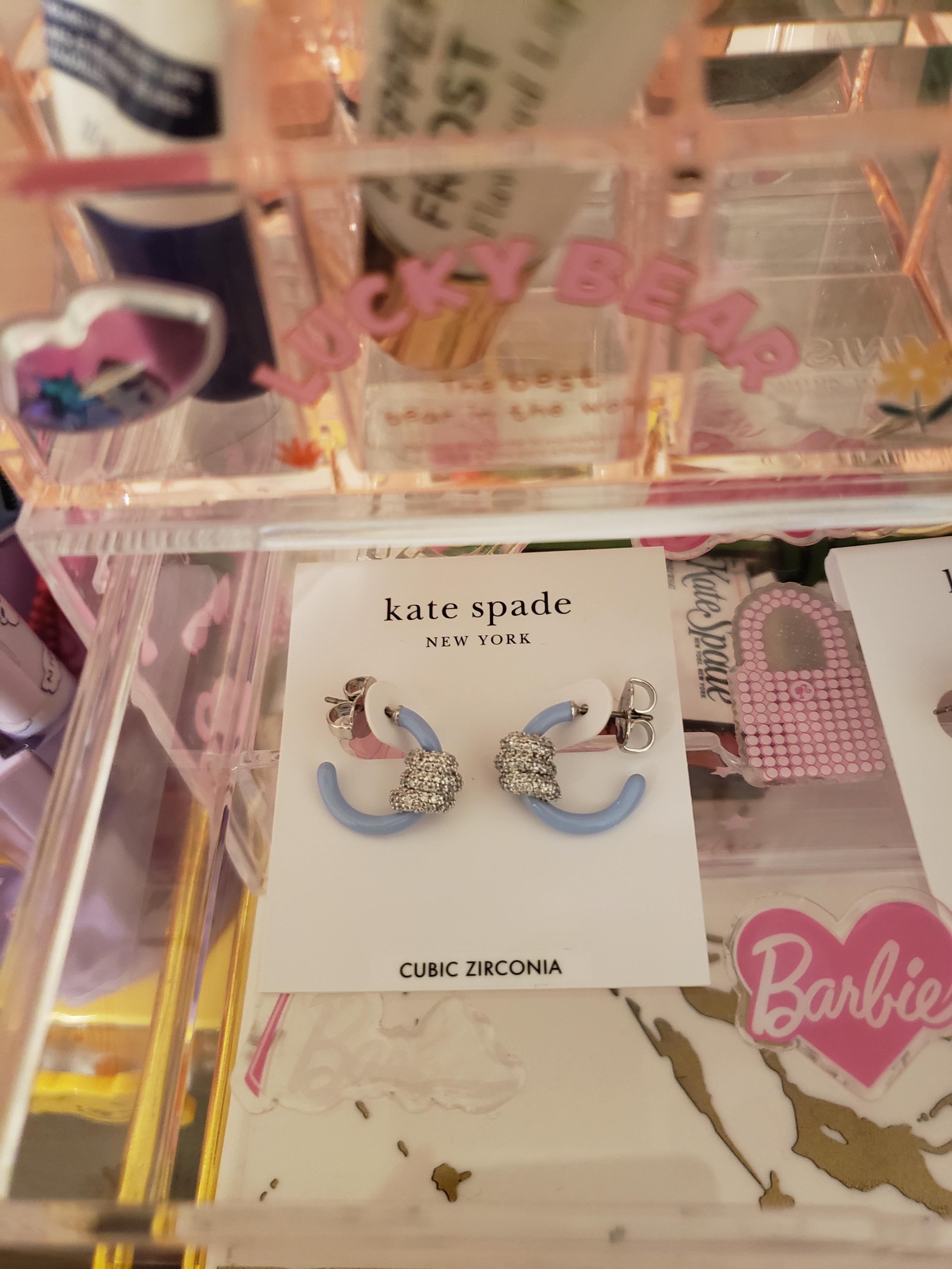kate spade ★ロープ＆ノットパヴェハギーズピアス★ Ropes & Knots Pave Huggies | Kate Spade New York