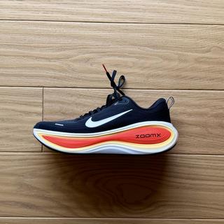 NIKE公式】ナイキ ボメロ プラス メンズ ロード ランニングシューズ
