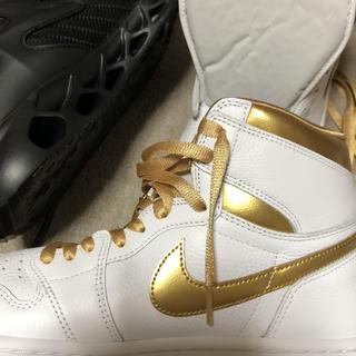 Air Jordan 1 Retro High OG Women's Shoes. Nike JP