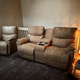 Trouper Power Reclining Loveseat w/ Headrest, Lumbar & Console