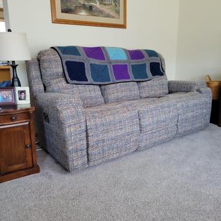 Dorian Power Reclining Sofa w/ Headrest | La-Z-Boy