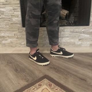 Nike Astrograbber Suede Women's Shoes이(가) 제출함