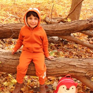 Ouvre la visionneuse de médias pour les photos soumises par Hibah A