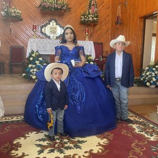 Opens Media Viewer to photo submitted by YESENIA H