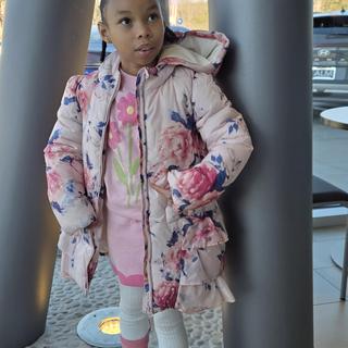 Abre el Visualizador de multimedia para la foto enviada por Lydia R.