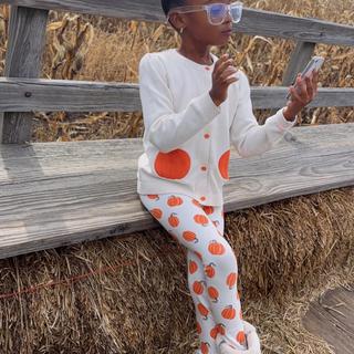 Ouvre la visionneuse de médias pour les photos soumises par Mary G