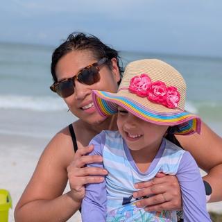 Abre el Visualizador de multimedia para la foto enviada por Angie O.