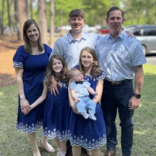 Ouvre la visionneuse de médias pour les photos soumises par rachel s