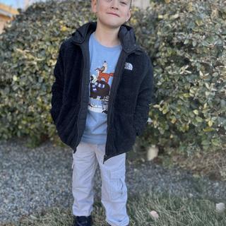 Opens Media Viewer to photo submitted by BeesMem