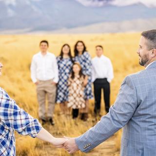 Ouvre la visionneuse de médias pour les photos soumises par Aimee P