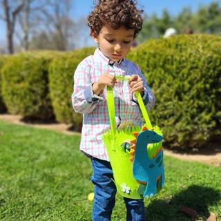 Ouvre la visionneuse de médias pour les photos soumises par TheoC3