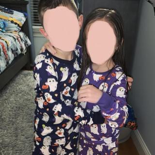 Ouvre la visionneuse de médias pour les photos soumises par Laura