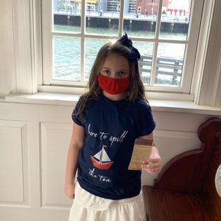 Ouvre la visionneuse de médias pour les photos soumises par Christina