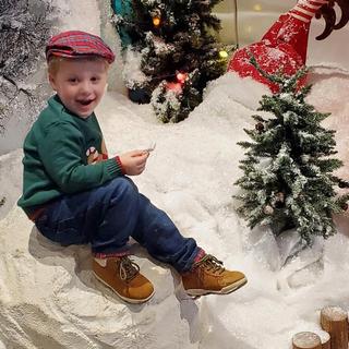 Ouvre la visionneuse de médias pour les photos soumises par Karbear