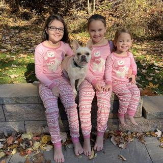 Ouvre la visionneuse de médias pour les photos soumises par Ktlyn