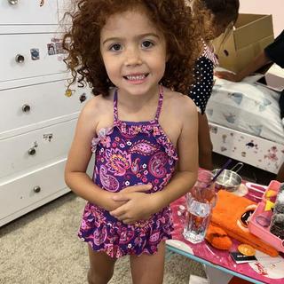 Opens Media Viewer to photo submitted by Emmismom