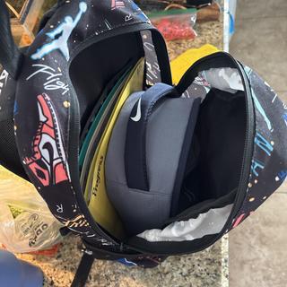 Abre el Visualizador de multimedia para la foto enviada por Jessie.