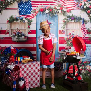 Ouvre la visionneuse de médias pour les photos soumises par Monica R