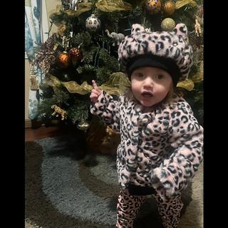 Opens Media Viewer to photo submitted by corinna b