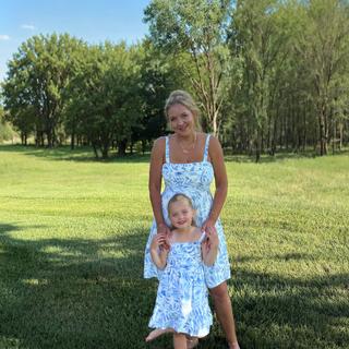 Opens Media Viewer to photo submitted by Rachel D