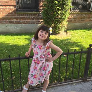 Abre el Visualizador de multimedia para la foto enviada por RosaV.