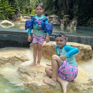 Opens Media Viewer to photo submitted by Ilka R