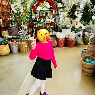 Ouvre la visionneuse de médias pour les photos soumises par Declan E