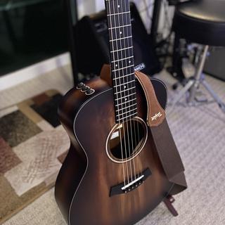 GS Mini-e Koa Plus 、左利き用 レイヤード・コア