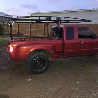 800 lb. Capacity Full-Size Truck Rack