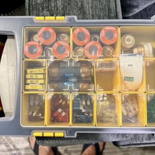 15-Bin Small Portable Parts Storage Case