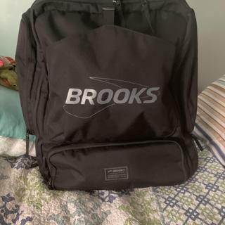 The SuperPack Backpack | Brooks Running