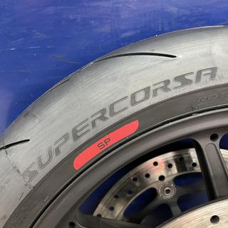 PIRELLI SUPER CORSA V4 セット100km未満 SP-V4__66371.1713850395.380.