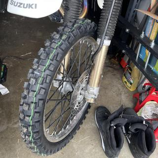 Dunlop D606 Dual Sport Tire 90/90x21 – D.O.T. Approved For On/Off Road Riding On Husqvarna And More