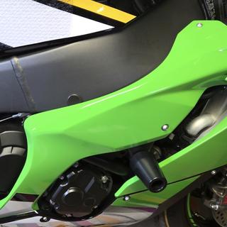 Shogun Frame Sliders Kawasaki ZX10R 2016-2024 - Cycle Gear
