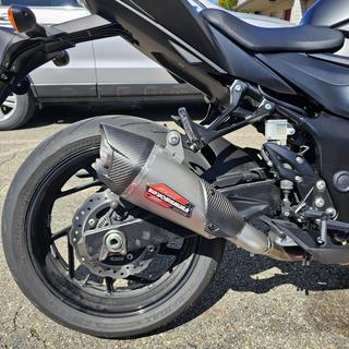 Yoshimura AT2 Street Slip-On Exhaust Suzuki GSX-S750 2018-2022