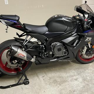 Yoshimura AT2 Street Slip-On Exhaust Kawasaki Z900 2017-2024