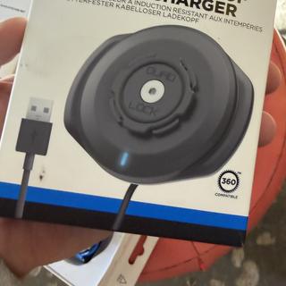 Quad Lock H2O Wireless Charger - Cycle Gear