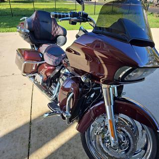 thumbnail image 2 of PMMA 8" Red Windshield Windscreen For Harley 15-23 Road Glide 2 of 13
