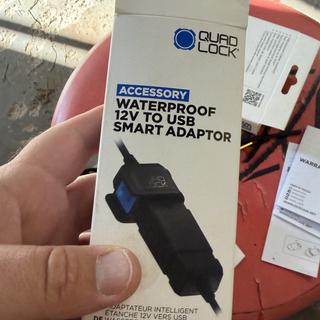 Quad Lock H2O Wireless Charger - Cycle Gear