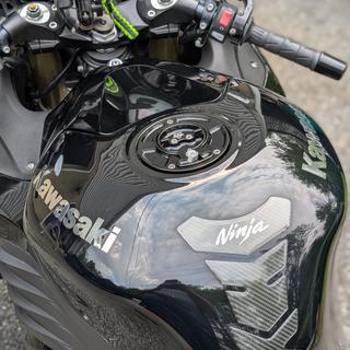 Vortex V3 Fuel Cap Kawasaki Ninja / ZX / Z 2017-2026 - Cycle Gear