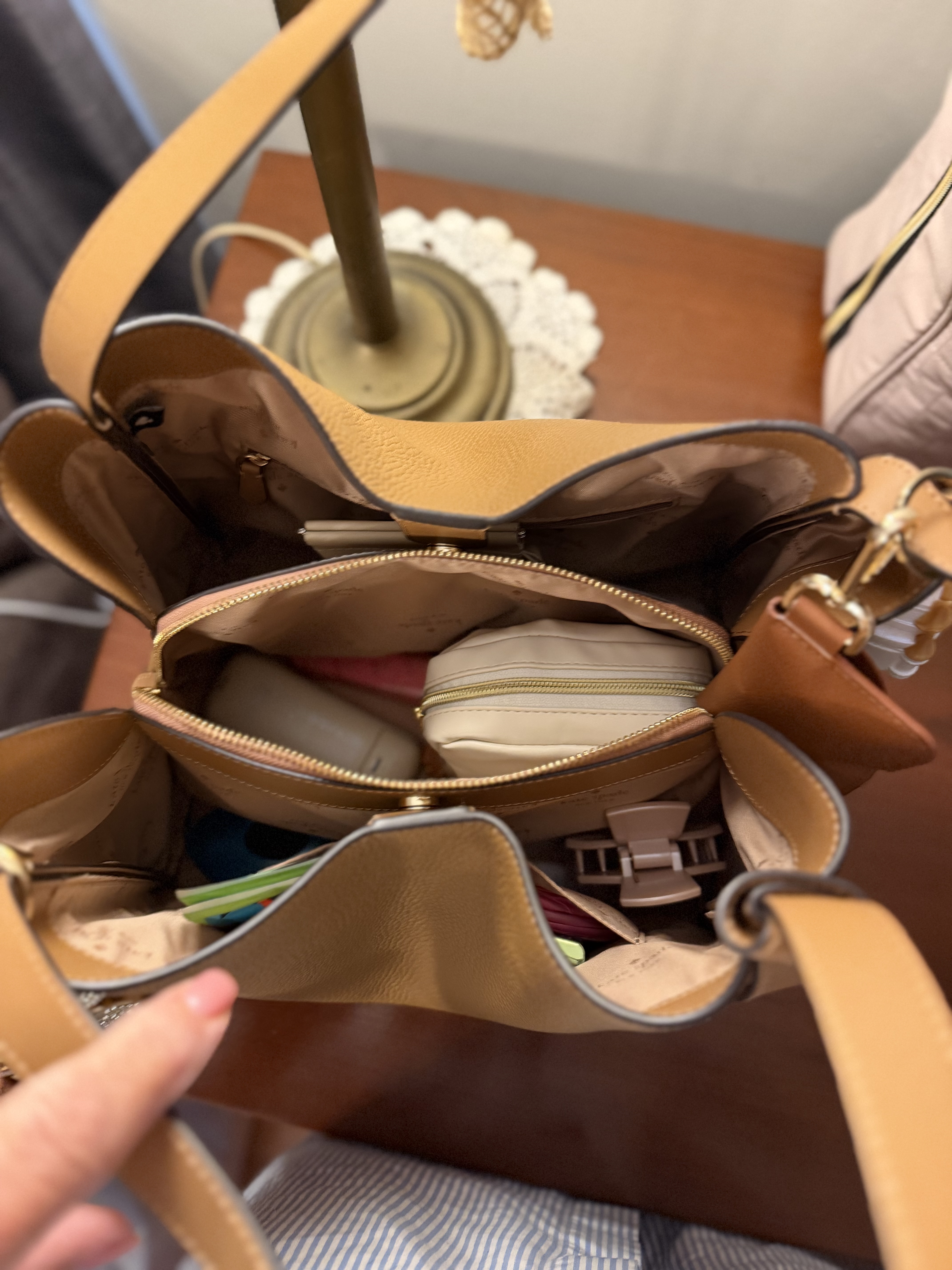 Knott Large Carryall Bag | Kate Spade Outlet