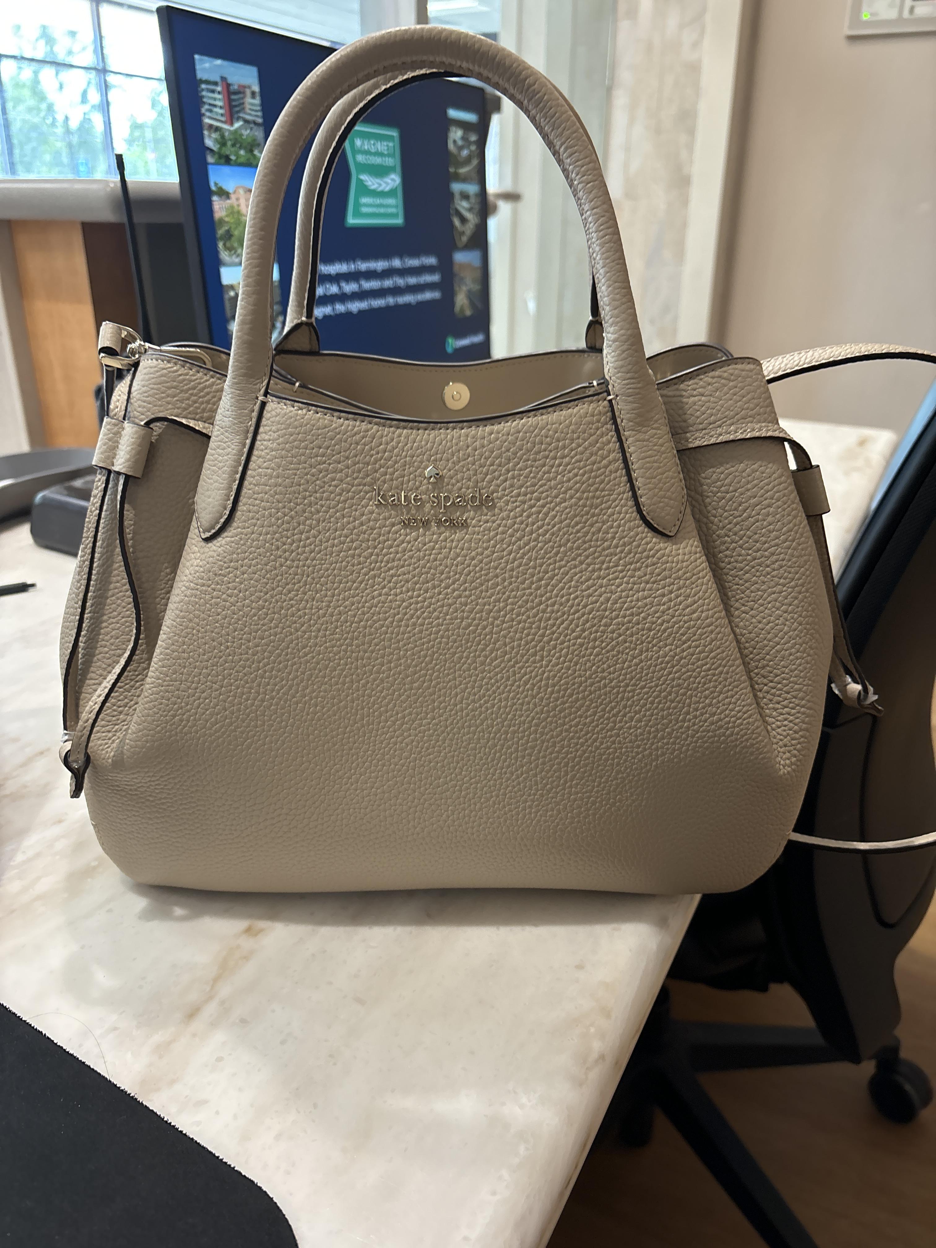 kate spade バック Dumpling Crossbody | Kate Spade Outlet